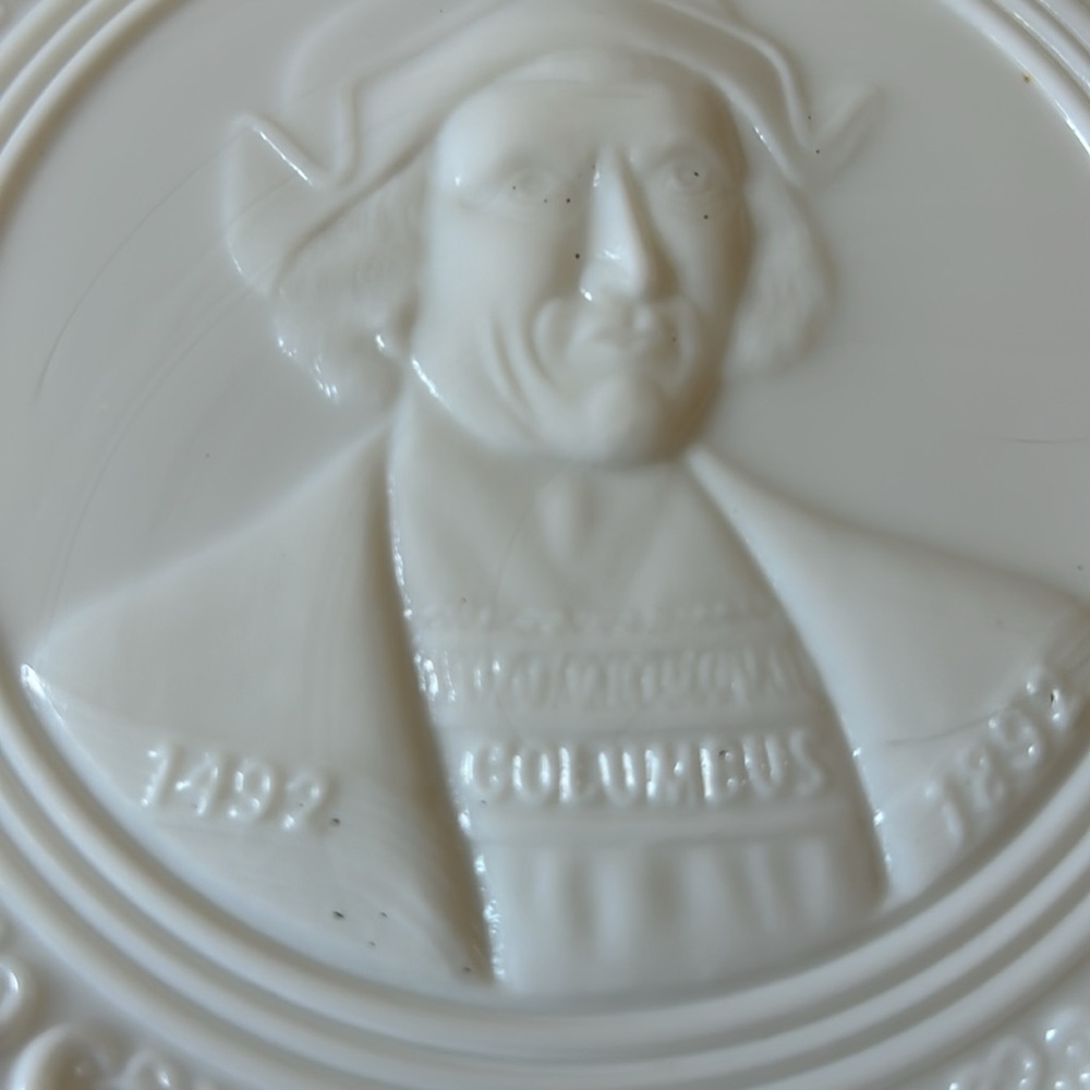 MILK GLASS Display Plate with Lacy Rim - Embossed Columbus - Picture 2 of 5
